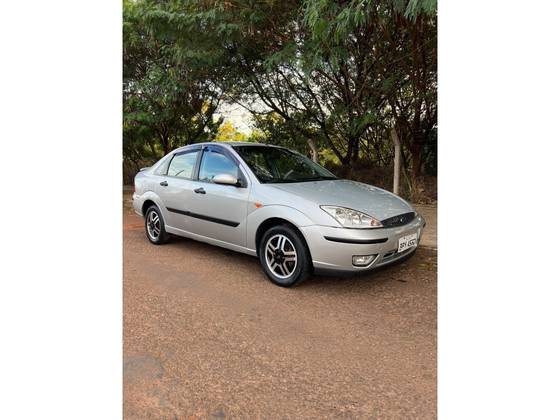 FORD FOCUS 2.0 GHIA SEDAN 16V GASOLINA 4P MANUAL